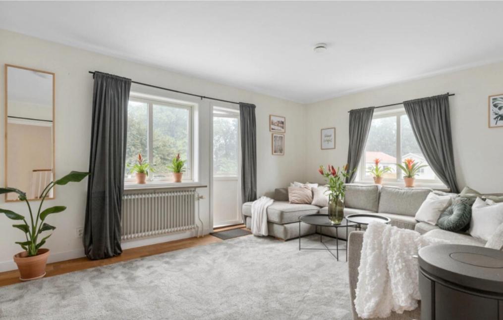 Cheerful Three Room Villa At Stroemstad City Center Exterior foto